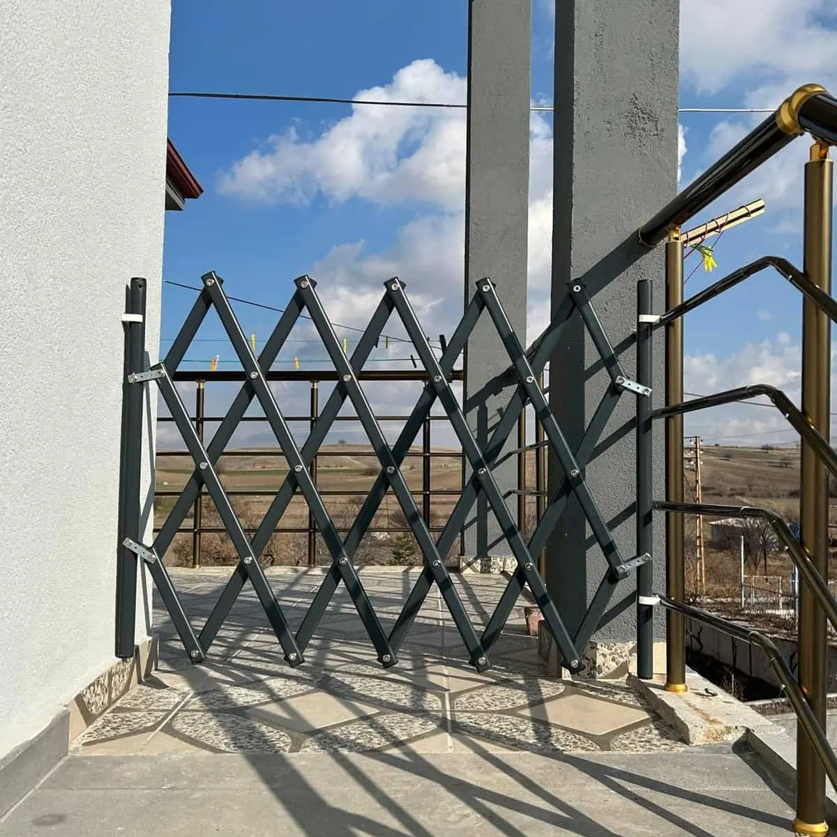Rudu Akordiyon Güvenlik Kapısı